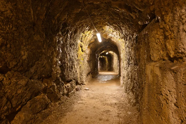 Gizli tünel içinde kale kufstein - Avusturya — Stok fotoğraf