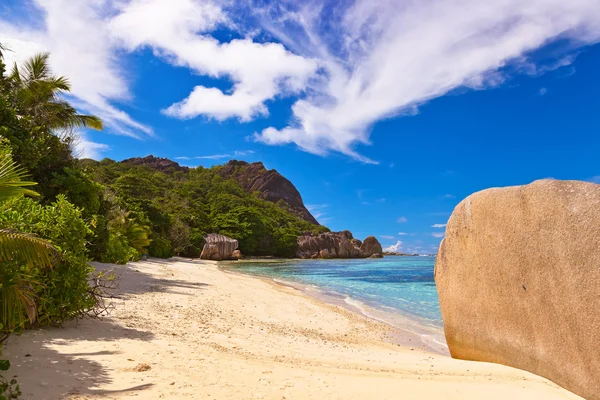 Berömda stranden source d'argent på Seychellerna — Stockfoto