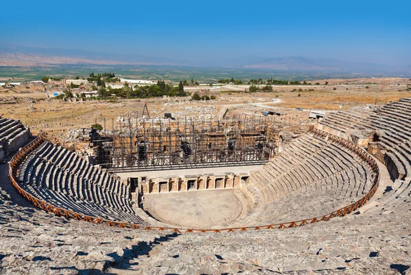 Amfitheater ruïnes in Pamukkale, Turkije — Stockfoto