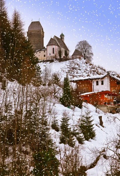 Castelo schwaz na Áustria — Fotografia de Stock