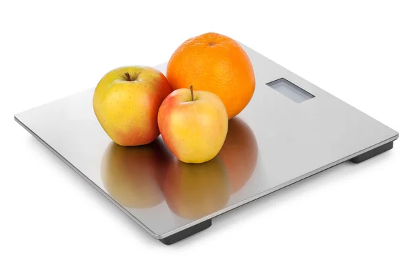 Balança de peso e frutas — Fotografia de Stock