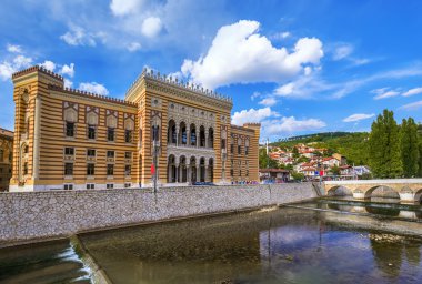 Saraybosna'da - Bosna-Hersek Milli Kütüphanesi