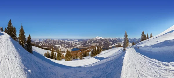 高山滑雪度假村圣最迟到奥地利 — 图库照片