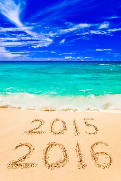 Numbers 2016 on beach — Stock Photo, Image