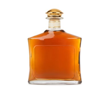 Tam şişe üzerinde beyaz izole