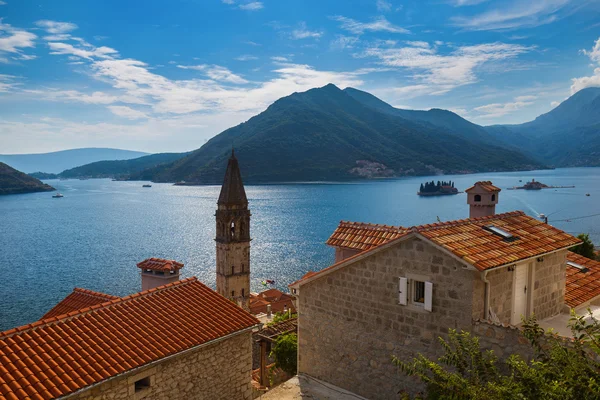 Village Perast on coast of Boka Kotor bay - Montenegro — Stock Photo, Image