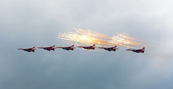 Russian aerobatic group Strizhi