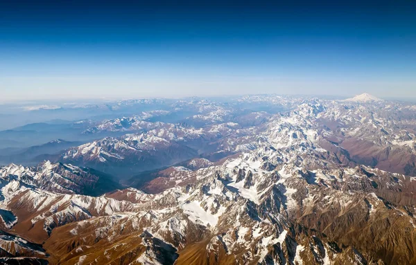 Montagne Del Paese Della Georgia Attraverso Finestrino Dell Aereo — Foto Stock