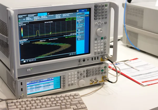 Signal-analysator med realtid — Stockfoto