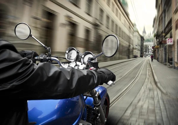 Man driving motorcycle — Stock Photo, Image