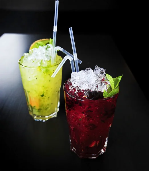 Two cold coctails — Stock Photo, Image