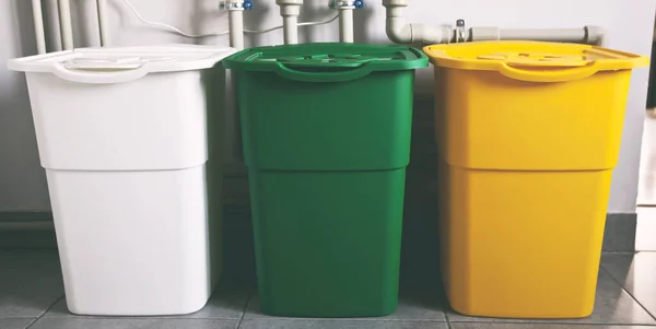 Three Colorful Trash Cans Sorting Garbage Plastic Glass Paper — Stock Photo, Image