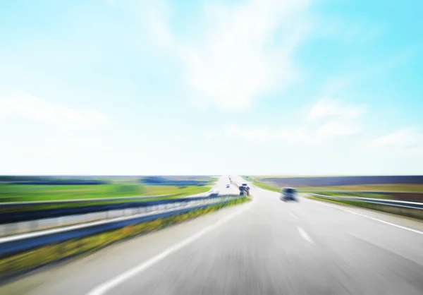 Conducción a alta velocidad — Foto de Stock