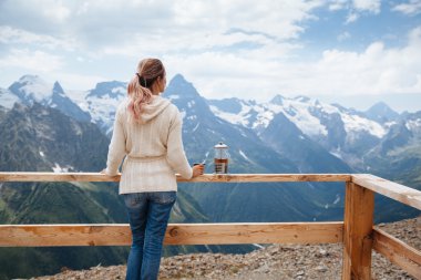 Dağı'nda açık kafe