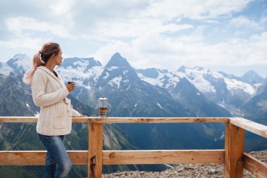 Dağı'nda açık kafe