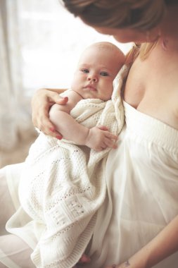 Bebek ile anne