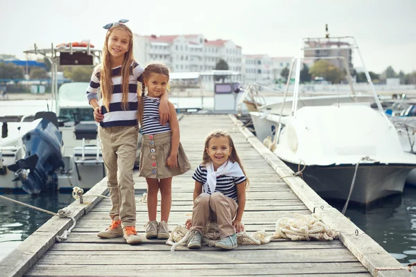 Moda crianças — Fotografia de Stock