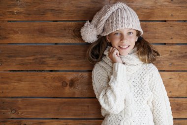 Çocuk örme giyim poz