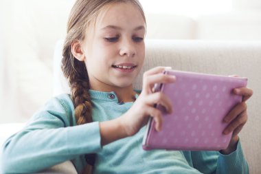 Çocuk iPad kullanma