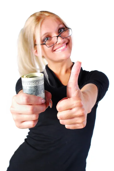 Blonďatá dáma drží hotovost a usmívá se — Stock fotografie