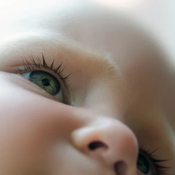 Weinig oog huilen — Stockfoto