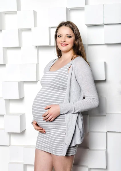 Vacker gravid kvinna — Stockfoto