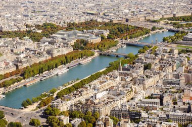 Havadan görünümü Paris Eiffel Tower. Fransa
