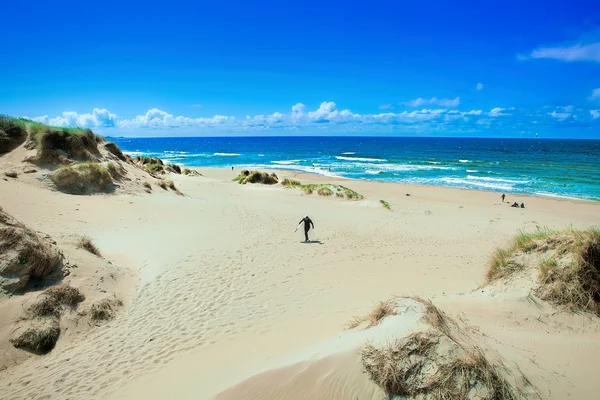 Güneşli bir Norveç beach — Stok fotoğraf