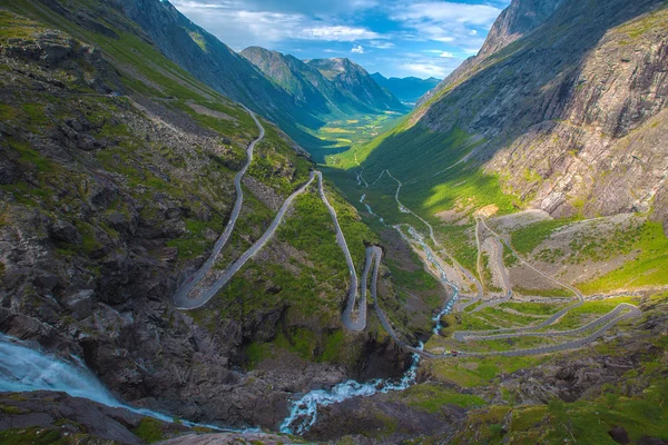 ノルウェーの trollstigen — ストック写真