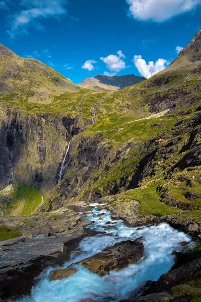 ノルウェーの trollstigen — ストック写真