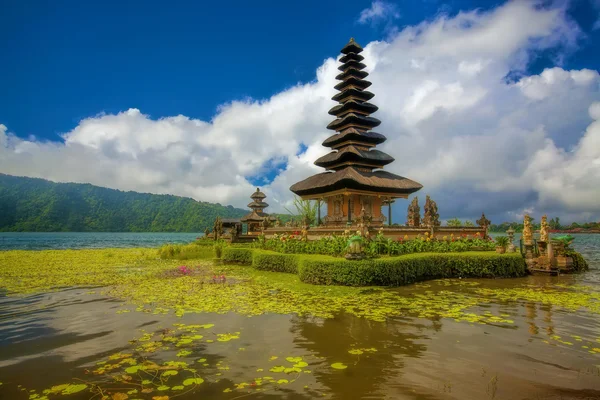 Temple Ulun Danu — Photo