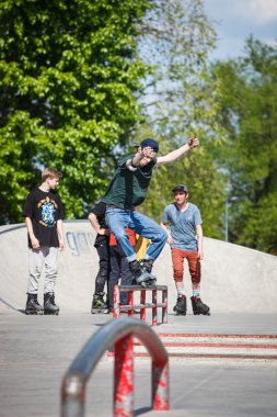 Agresif paten buz pateni Yarışması