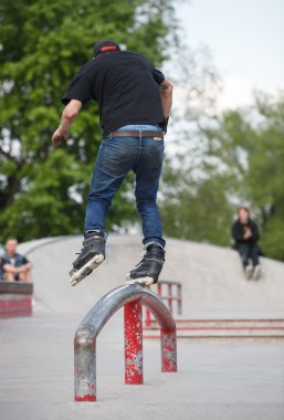 Moskova'da agresif sıralı paten yarışması