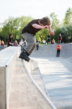 Agresif paten buz pateni Yarışması