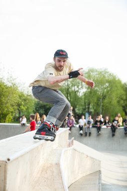 Agresif paten buz pateni Yarışması