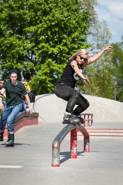 Concurso de patinação patinagem patinagem agressivo — Fotografia de Stock