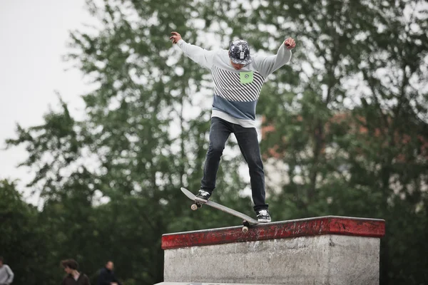 Concurso de skate no parque de skate de Moscou — Fotografia de Stock