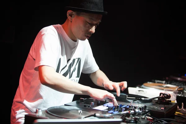 Концерт DJ Kenaro в Москве — стоковое фото