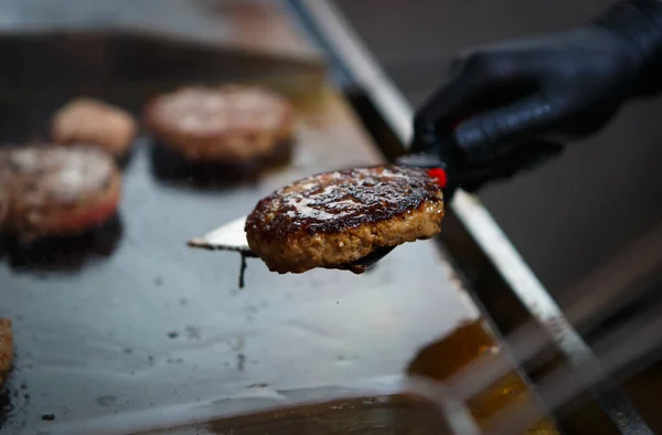 Carne Vaca Patty Fritando Panela Quente Fast Food Restaurante Cozinha — Fotografia de Stock