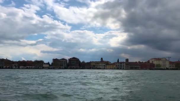 Mooie Venetiaanse Lagune Gefilmd Het Voorjaar Seizoen Populaire Reisbestemming Metropolitan — Stockvideo