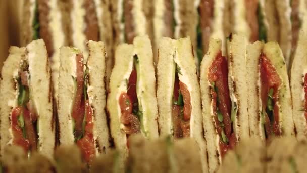 Caixa Com Sanduíches Clube Entregues Para Serviço Restauração Alimentos Local — Vídeo de Stock