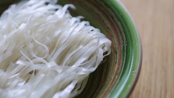 Tagliatelle Riso Bianco Crudo Cena Vietnamita Cucina Tradizionale Asiatica Con — Video Stock