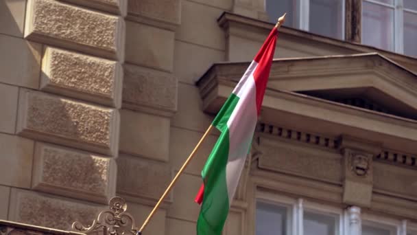 National Flag Hungary Waving Pole Place Building Exterior — Stock Video