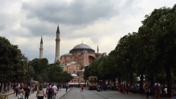 Istanbul Mayo 2018 Santa Sofía Gran Mezquita Filmada Primavera Hermoso — Vídeo de stock