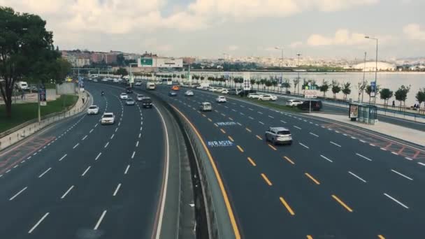 Istanbul Maj 2018 Ruch Drogowy Tureckiej Autostradzie Stambule Autostrada Ruchliwa — Wideo stockowe