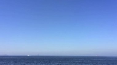 İstanbul 'daki Boğaz limanının video klibi