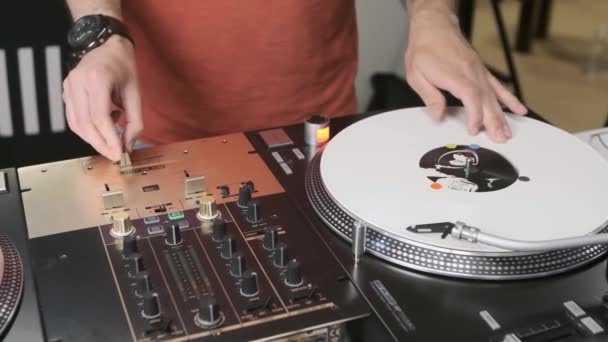 Hip Hop Rasca Discos Vinilo Cámara Lenta Clip Vídeo Disco — Vídeos de Stock