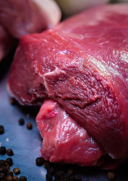 Großes Stück Rotes Rindfleisch Zum Kochen Zubereitet Roh Rohes Filetstück — Stockfoto