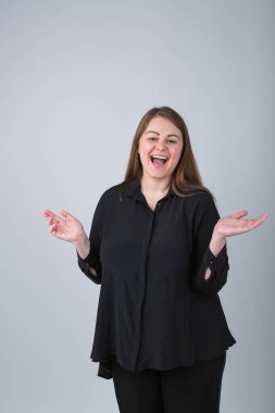 Artı stüdyoda gülme boyutu.