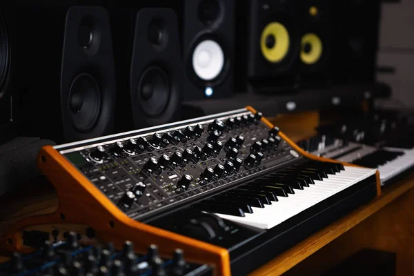 Analog Synthesizer Store Buy New Professional Synth Device Electronic Music — Stock Photo, Image